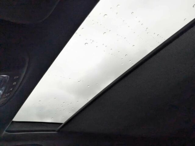 Білий Мерседес ГЛЕ-Клас, об'ємом двигуна 2 л та пробігом 11 тис. км за 26400 $, фото 14 на Automoto.ua