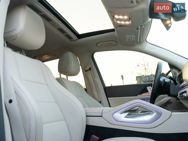 Белый Мерседес ГЛЕ-Класс, объемом двигателя 1.99 л и пробегом 75 тыс. км за 57900 $, фото 36 на Automoto.ua
