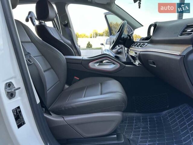 Білий Мерседес ГЛЕ-Клас, об'ємом двигуна 1.95 л та пробігом 40 тис. км за 69900 $, фото 32 на Automoto.ua