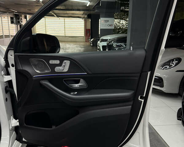 Мерседес ГЛЕ-Класс 2021 в Одессе на Automoto.ua Белый Мерседес ГЛЕ-Класс, объемом двигателя 2.93 л и пробегом 68 тыс. км за 85000 $, фото 32 на Automoto.ua