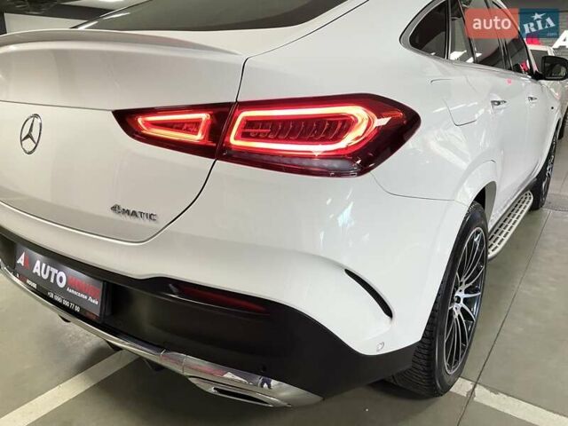 Білий Мерседес ГЛЕ-Клас, об'ємом двигуна 2 л та пробігом 59 тис. км за 79700 $, фото 88 на Automoto.ua