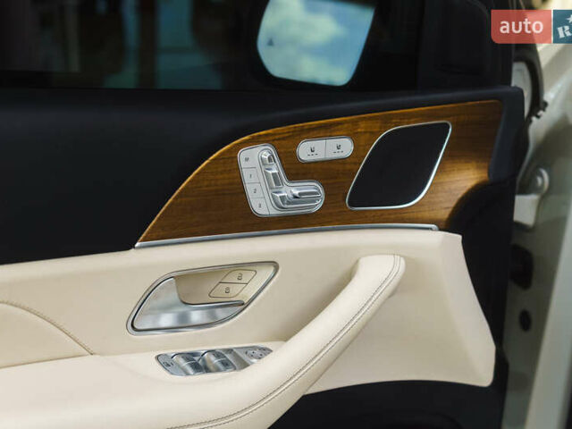 Білий Мерседес ГЛЕ-Клас, об'ємом двигуна 1.99 л та пробігом 42 тис. км за 62500 $, фото 21 на Automoto.ua