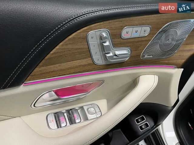 Білий Мерседес ГЛЕ-Клас, об'ємом двигуна 2 л та пробігом 59 тис. км за 79700 $, фото 28 на Automoto.ua