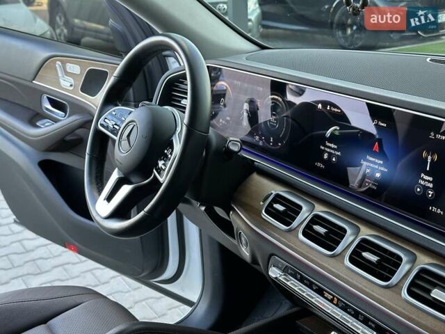 Белый Мерседес ГЛЕ-Класс, объемом двигателя 1.95 л и пробегом 40 тыс. км за 69900 $, фото 35 на Automoto.ua