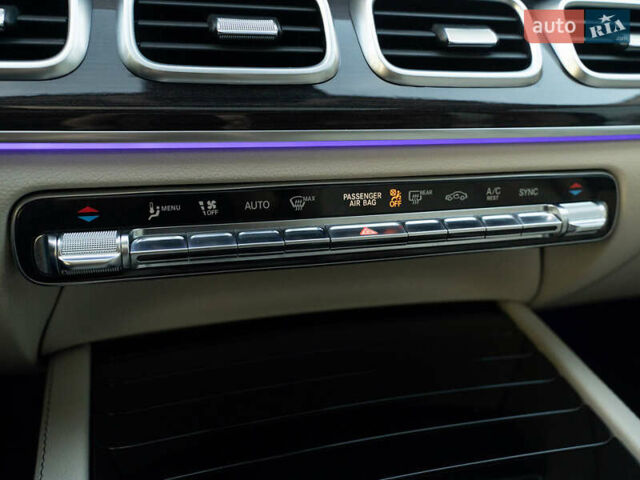 Белый Мерседес ГЛЕ-Класс, объемом двигателя 1.99 л и пробегом 75 тыс. км за 57900 $, фото 28 на Automoto.ua