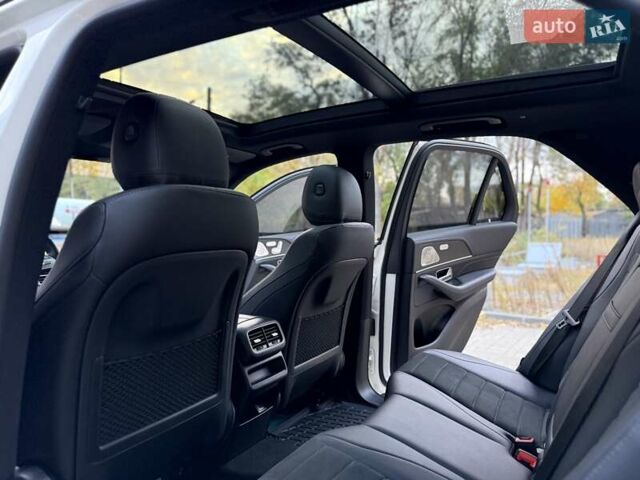 Белый Мерседес ГЛЕ-Класс, объемом двигателя 1.99 л и пробегом 105 тыс. км за 65500 $, фото 23 на Automoto.ua