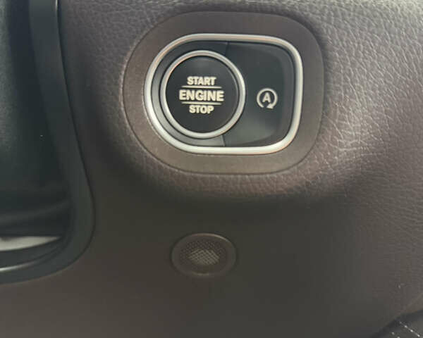 Белый Мерседес ГЛЕ-Класс, объемом двигателя 1.95 л и пробегом 87 тыс. км за 59000 $, фото 17 на Automoto.ua