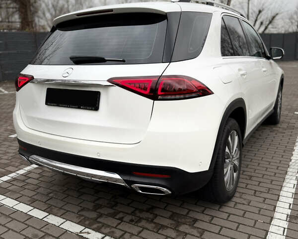 Белый Мерседес ГЛЕ-Класс, объемом двигателя 1.95 л и пробегом 87 тыс. км за 59000 $, фото 6 на Automoto.ua