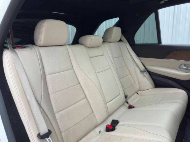 Белый Мерседес ГЛЕ-Класс, объемом двигателя 2 л и пробегом 22 тыс. км за 9900 $, фото 10 на Automoto.ua