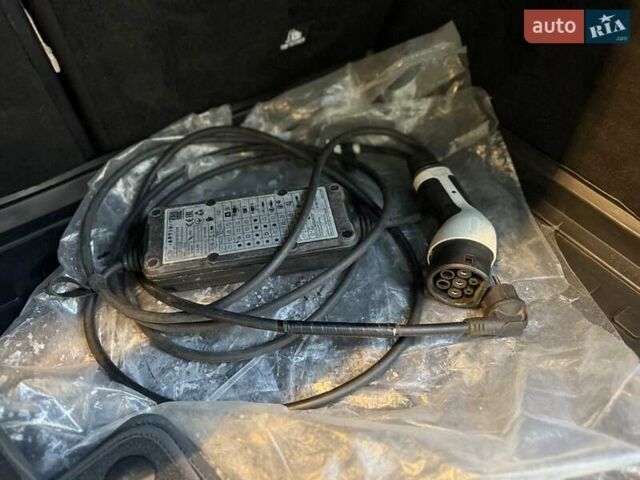 Белый Мерседес ГЛЕ-Класс, объемом двигателя 1.99 л и пробегом 105 тыс. км за 64800 $, фото 42 на Automoto.ua