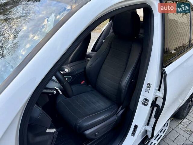 Белый Мерседес ГЛЕ-Класс, объемом двигателя 1.99 л и пробегом 105 тыс. км за 64800 $, фото 20 на Automoto.ua