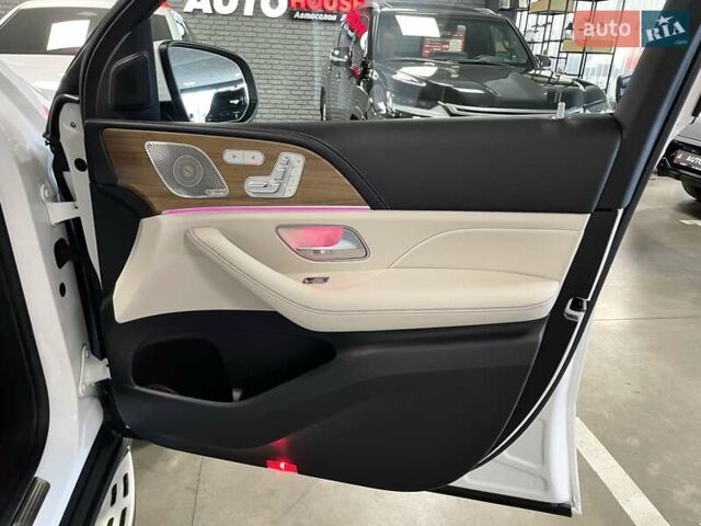 Білий Мерседес ГЛЕ-Клас, об'ємом двигуна 2 л та пробігом 59 тис. км за 79700 $, фото 43 на Automoto.ua