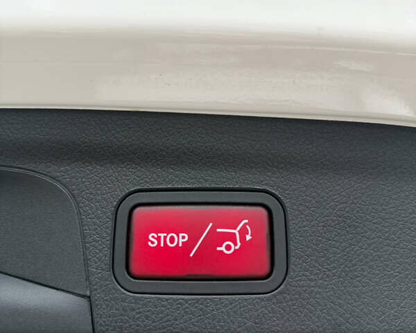 Білий Мерседес ГЛЕ-Клас, об'ємом двигуна 1.95 л та пробігом 90 тис. км за 55900 $, фото 15 на Automoto.ua