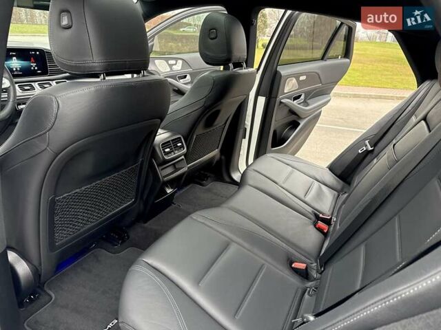 Белый Мерседес ГЛЕ-Класс, объемом двигателя 2.93 л и пробегом 85 тыс. км за 78999 $, фото 51 на Automoto.ua