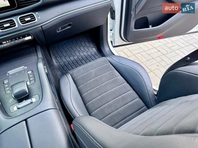 Белый Мерседес ГЛЕ-Класс, объемом двигателя 1.99 л и пробегом 105 тыс. км за 65500 $, фото 26 на Automoto.ua