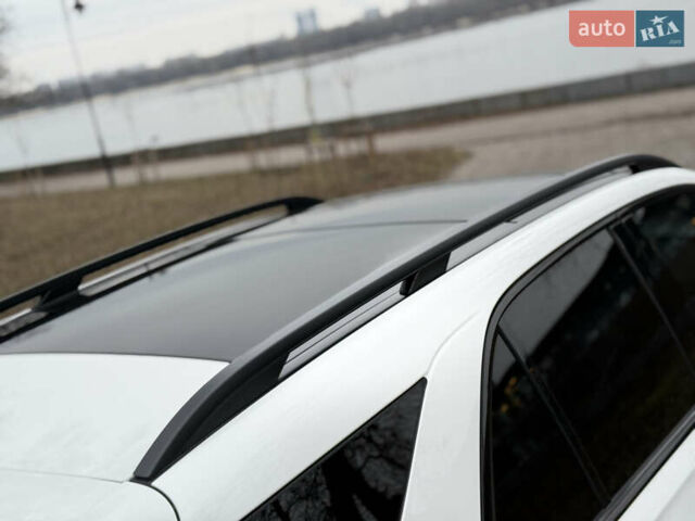 Білий Мерседес ГЛЕ-Клас, об'ємом двигуна 1.99 л та пробігом 105 тис. км за 68000 $, фото 17 на Automoto.ua