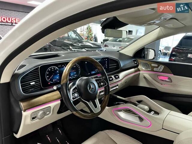 Білий Мерседес ГЛЕ-Клас, об'ємом двигуна 2 л та пробігом 59 тис. км за 79700 $, фото 32 на Automoto.ua