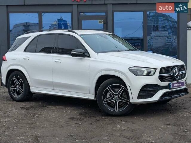 Белый Мерседес ГЛЕ-Класс, объемом двигателя 1.95 л и пробегом 19 тыс. км за 66900 $, фото 10 на Automoto.ua
