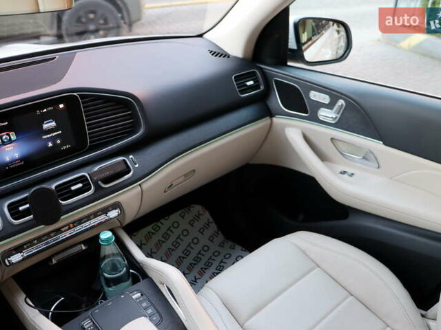 Белый Мерседес ГЛЕ-Класс, объемом двигателя 2 л и пробегом 34 тыс. км за 79900 $, фото 40 на Automoto.ua