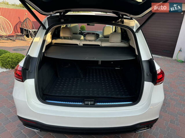 Белый Мерседес ГЛЕ-Класс, объемом двигателя 1.95 л и пробегом 38 тыс. км за 90000 $, фото 8 на Automoto.ua