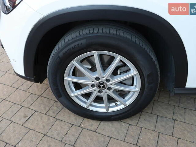 Белый Мерседес ГЛЕ-Класс, объемом двигателя 2 л и пробегом 34 тыс. км за 79900 $, фото 10 на Automoto.ua