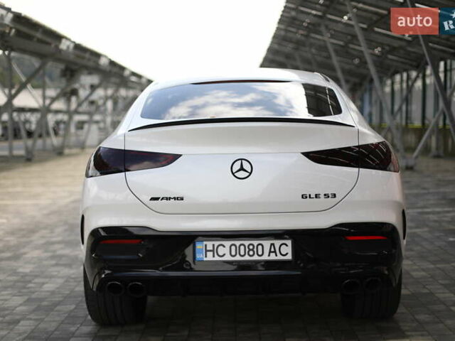 Белый Мерседес ГЛЕ-Класс, объемом двигателя 3 л и пробегом 17 тыс. км за 89000 $, фото 4 на Automoto.ua