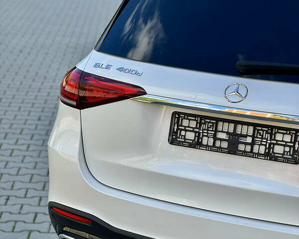 Белый Мерседес ГЛЕ-Класс, объемом двигателя 2.93 л и пробегом 56 тыс. км за 88000 $, фото 14 на Automoto.ua