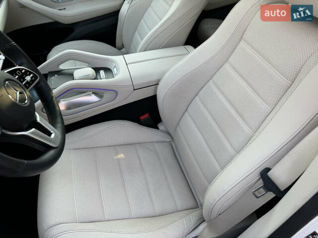 Белый Мерседес ГЛЕ-Класс, объемом двигателя 1.95 л и пробегом 38 тыс. км за 90000 $, фото 19 на Automoto.ua