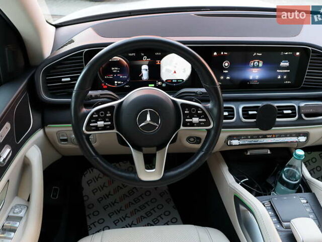 Белый Мерседес ГЛЕ-Класс, объемом двигателя 2 л и пробегом 34 тыс. км за 79900 $, фото 39 на Automoto.ua