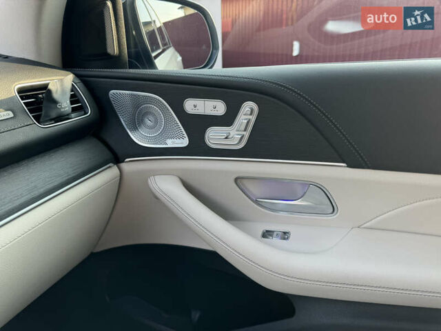 Белый Мерседес ГЛЕ-Класс, объемом двигателя 1.95 л и пробегом 38 тыс. км за 90000 $, фото 18 на Automoto.ua