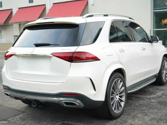 Белый Мерседес ГЛЕ-Класс, объемом двигателя 2 л и пробегом 25 тыс. км за 24800 $, фото 3 на Automoto.ua