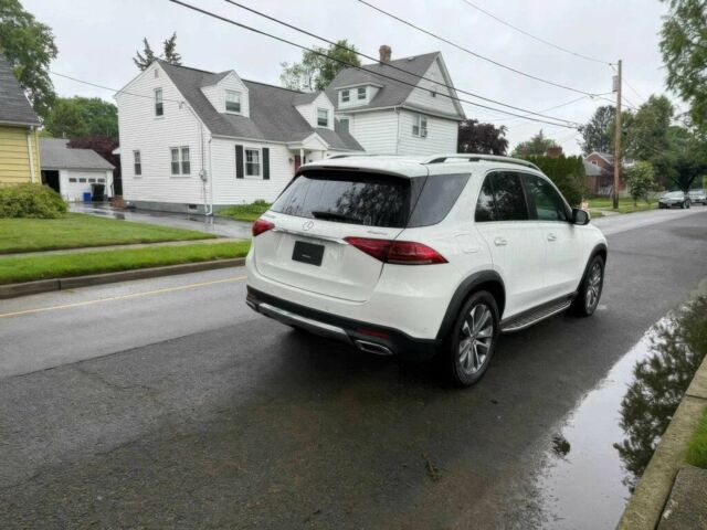 Белый Мерседес ГЛЕ-Класс, объемом двигателя 2 л и пробегом 29 тыс. км за 44000 $, фото 6 на Automoto.ua