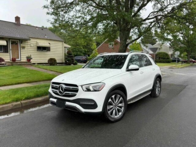 Белый Мерседес ГЛЕ-Класс, объемом двигателя 2 л и пробегом 29 тыс. км за 44000 $, фото 2 на Automoto.ua