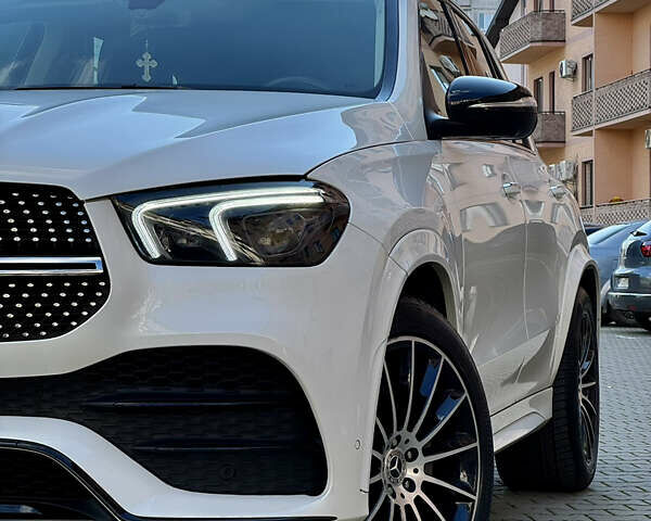 Белый Мерседес ГЛЕ-Класс, объемом двигателя 2.93 л и пробегом 56 тыс. км за 88000 $, фото 4 на Automoto.ua