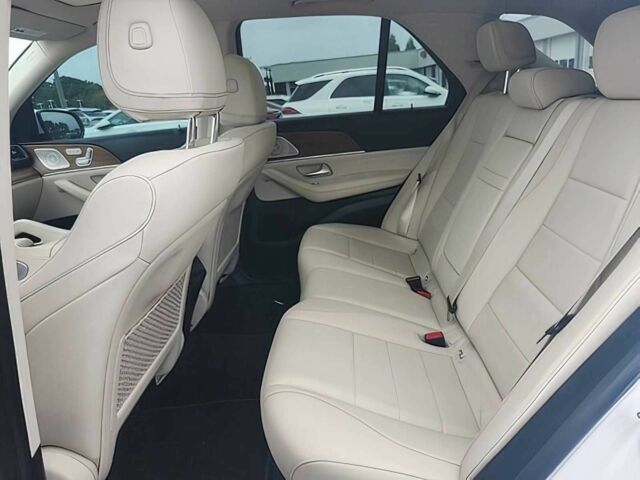 Білий Мерседес ГЛЕ-Клас, об'ємом двигуна 2 л та пробігом 16 тис. км за 23000 $, фото 10 на Automoto.ua