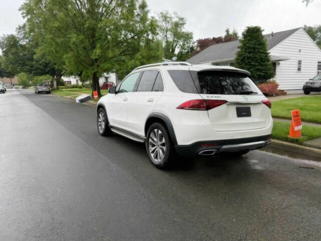 Белый Мерседес ГЛЕ-Класс, объемом двигателя 2 л и пробегом 29 тыс. км за 44000 $, фото 4 на Automoto.ua