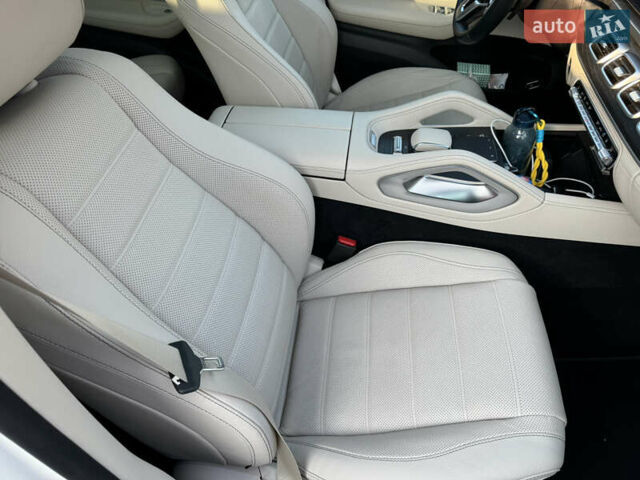 Белый Мерседес ГЛЕ-Класс, объемом двигателя 1.95 л и пробегом 38 тыс. км за 90000 $, фото 20 на Automoto.ua