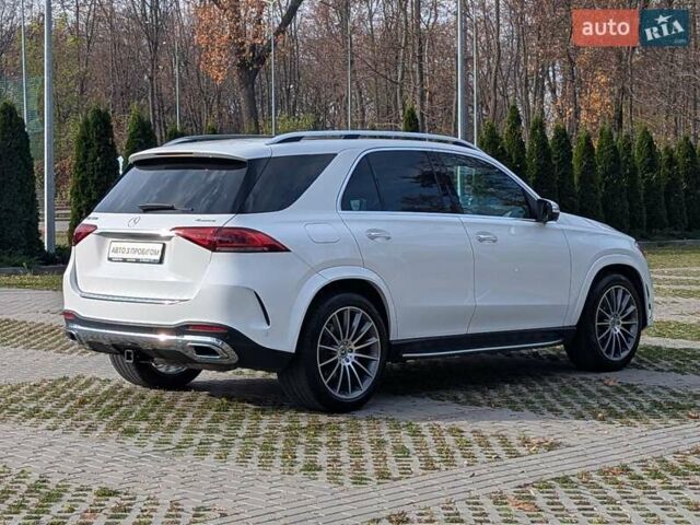 Белый Мерседес ГЛЕ-Класс, объемом двигателя 1.99 л и пробегом 42 тыс. км за 66800 $, фото 8 на Automoto.ua