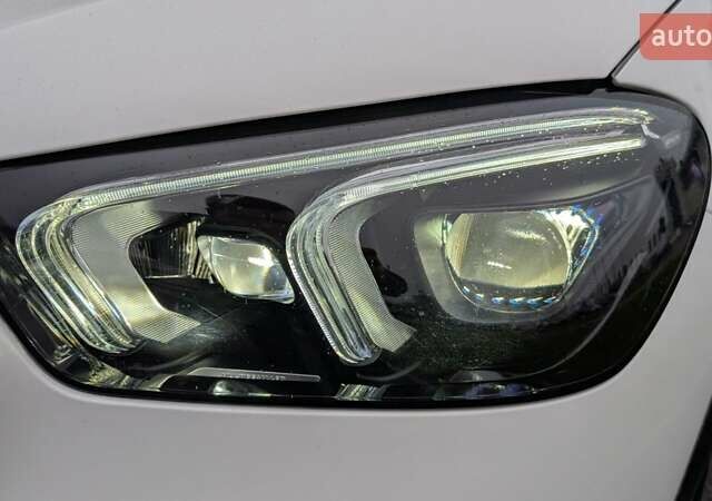 Білий Мерседес ГЛЕ-Клас, об'ємом двигуна 2 л та пробігом 15 тис. км за 80425 $, фото 14 на Automoto.ua