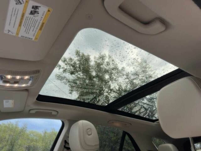 Белый Мерседес ГЛЕ-Класс, объемом двигателя 2 л и пробегом 26 тыс. км за 32500 $, фото 11 на Automoto.ua