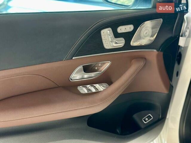 Білий Мерседес ГЛЕ-Клас, об'ємом двигуна 1.99 л та пробігом 22 тис. км за 78900 $, фото 14 на Automoto.ua