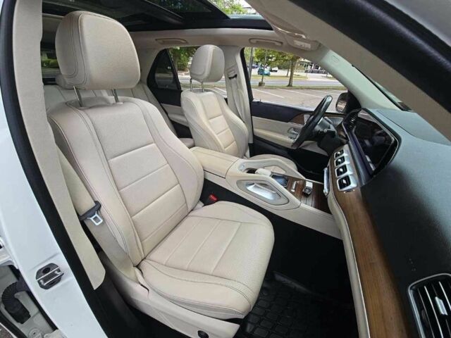 Білий Мерседес ГЛЕ-Клас, об'ємом двигуна 0 л та пробігом 40 тис. км за 47500 $, фото 5 на Automoto.ua