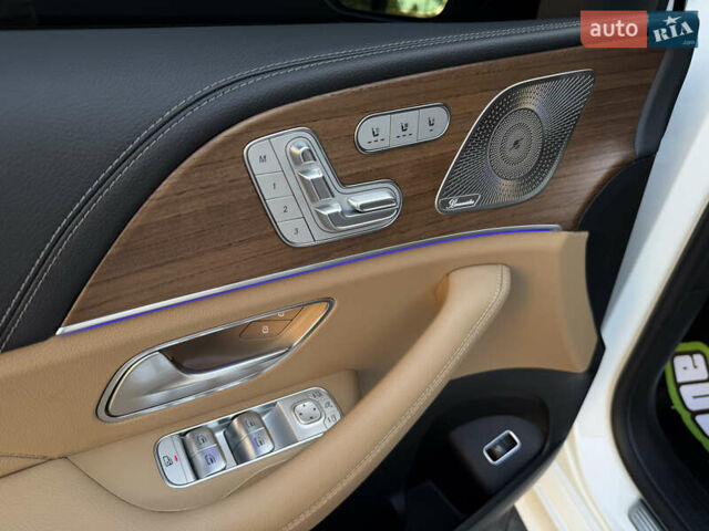 Белый Мерседес ГЛЕ-Класс, объемом двигателя 1.99 л и пробегом 12 тыс. км за 79999 $, фото 45 на Automoto.ua