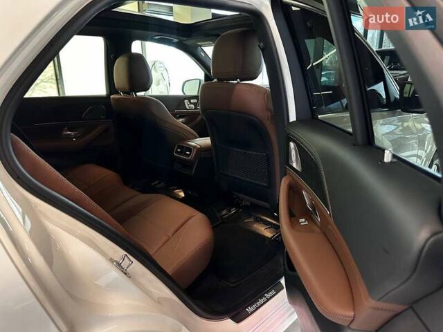 Білий Мерседес ГЛЕ-Клас, об'ємом двигуна 1.99 л та пробігом 22 тис. км за 78900 $, фото 34 на Automoto.ua