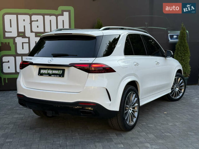 Белый Мерседес ГЛЕ-Класс, объемом двигателя 1.99 л и пробегом 12 тыс. км за 79999 $, фото 64 на Automoto.ua