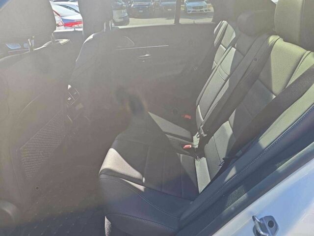 Белый Мерседес ГЛЕ-Класс, объемом двигателя 0 л и пробегом 37 тыс. км за 724 $, фото 9 на Automoto.ua