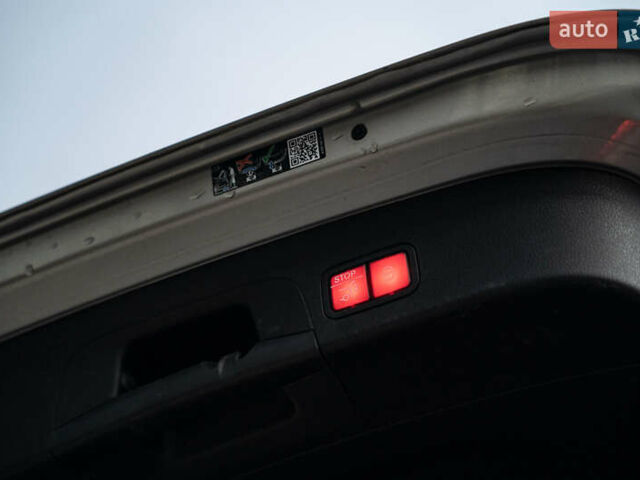 Бежевый Мерседес ГЛЕ-Класс, объемом двигателя 3 л и пробегом 56 тыс. км за 75900 $, фото 40 на Automoto.ua