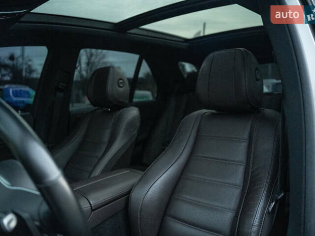 Бежевый Мерседес ГЛЕ-Класс, объемом двигателя 3 л и пробегом 56 тыс. км за 75900 $, фото 37 на Automoto.ua