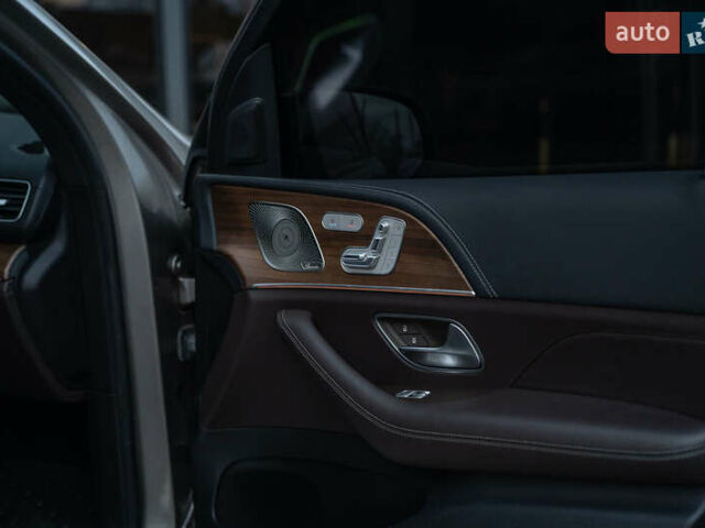 Бежевый Мерседес ГЛЕ-Класс, объемом двигателя 3 л и пробегом 56 тыс. км за 75900 $, фото 42 на Automoto.ua