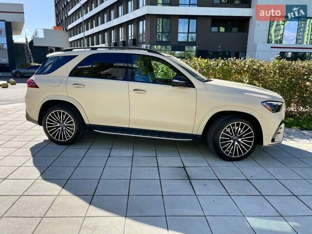 Бежевый Мерседес ГЛЕ-Класс, объемом двигателя 1.99 л и пробегом 11 тыс. км за 98888 $, фото 2 на Automoto.ua